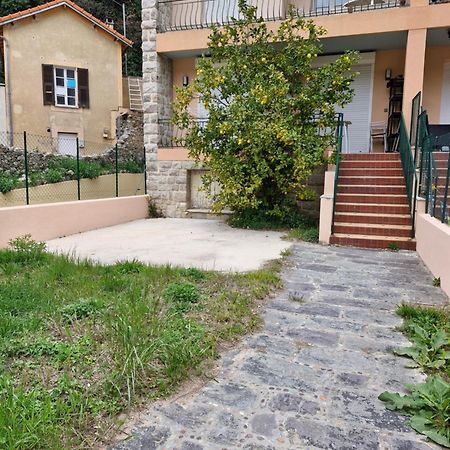 Superbe Rez-De-Jardin Refait A Neuf. Apartment Breil-sur-Roya Exterior photo